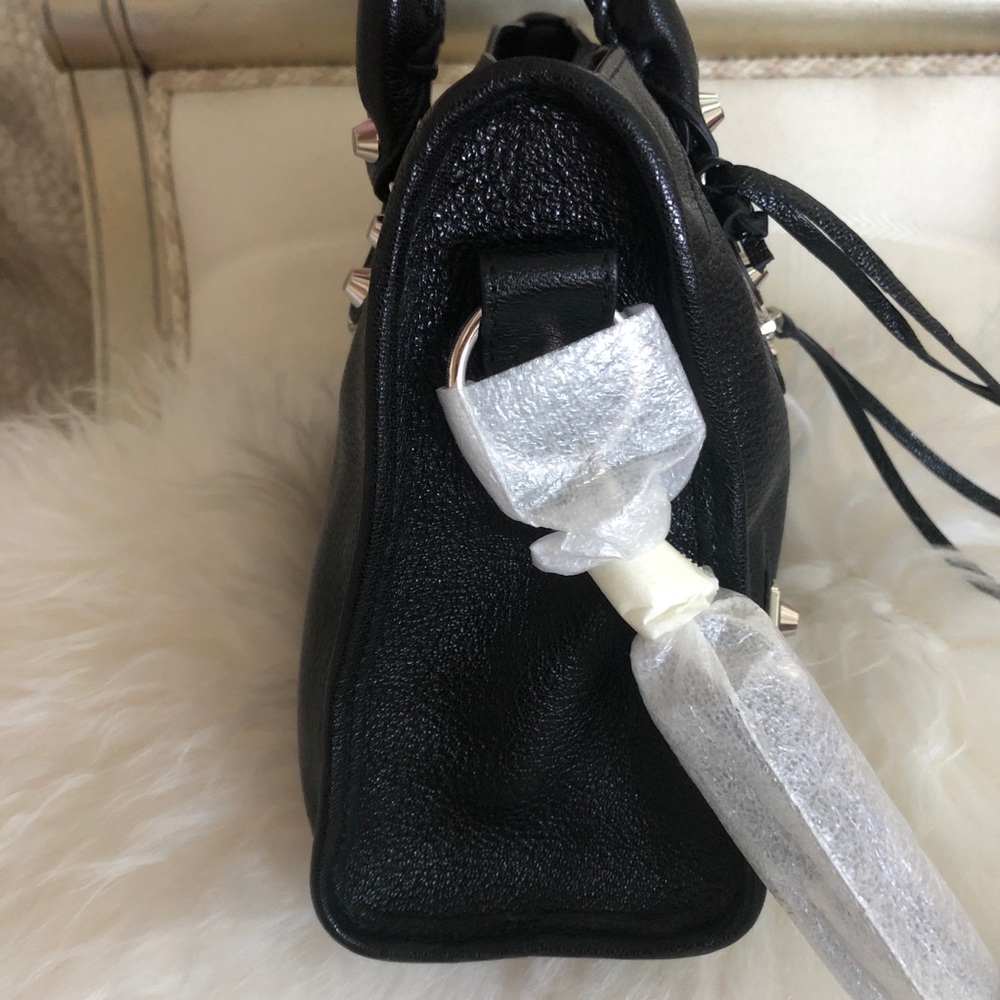 ❗️SOLD❗️🎉HP🎉Balenciaga Metallic Edge City Chevre - Picture 7 of 16